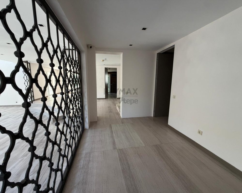 REMAX 7TEPE'DEN BEYKOZ KONAKLARI'NDA OTURUMA HAZIR KİRALIK VİLLA