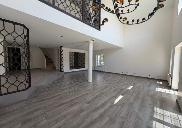 REMAX 7TEPE'DEN BEYKOZ KONAKLARI'NDA OTURUMA HAZIR KİRALIK VİLLA küçük görsel