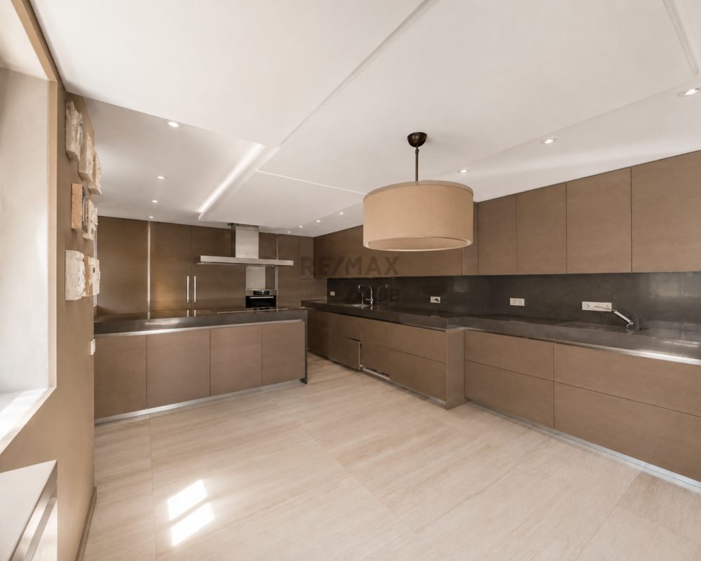 REMAX 7TEPE'DEN BEYKOZ KONAKLARI'NDA OTURUMA HAZIR KİRALIK VİLLA