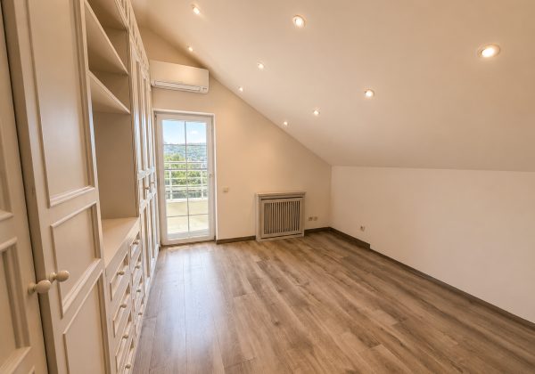 REMAX 7TEPE'DEN BEYKOZ KONAKLARI'NDA OTURUMA HAZIR KİRALIK VİLLA küçük görsel