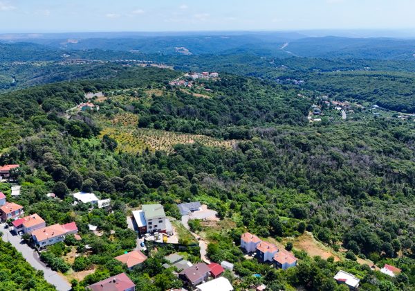 Remax7tepe den 3 adet müstakil ev 3743 metre arsa içinde küçük görsel
