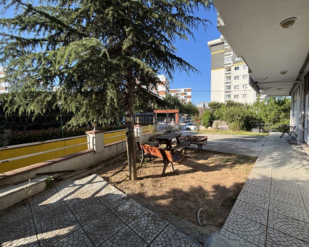 PENDIK KURTKÖY' DE 4+2 DUBLEKS-ASANSÖRLÜ-KAPALI OTOPARKLI-FONKSİYONEL KULLANIMA SAHİP SATILIK DAİRE