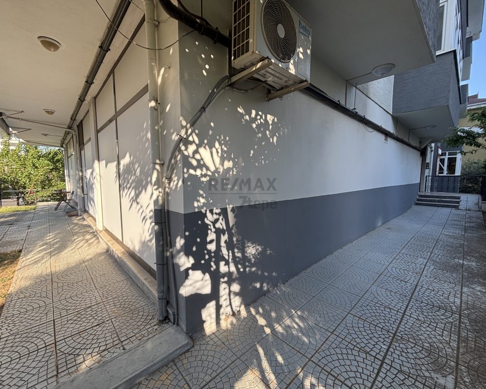 PENDIK KURTKÖY' DE 4+2 DUBLEKS-ASANSÖRLÜ-KAPALI OTOPARKLI-FONKSİYONEL KULLANIMA SAHİP SATILIK DAİRE