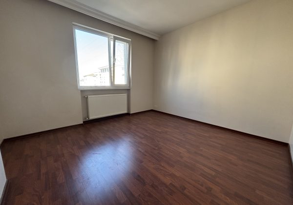 PENDIK KURTKÖY' DE 4+2 DUBLEKS-ASANSÖRLÜ-KAPALI OTOPARKLI-FONKSİYONEL KULLANIMA SAHİP SATILIK DAİRE küçük görsel