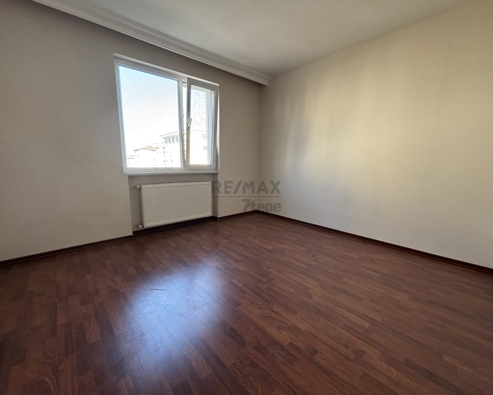 PENDIK KURTKÖY' DE 4+2 DUBLEKS-ASANSÖRLÜ-KAPALI OTOPARKLI-FONKSİYONEL KULLANIMA SAHİP SATILIK DAİRE