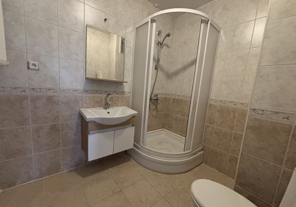 PENDIK KURTKÖY' DE 4+2 DUBLEKS-ASANSÖRLÜ-KAPALI OTOPARKLI-FONKSİYONEL KULLANIMA SAHİP SATILIK DAİRE küçük görsel