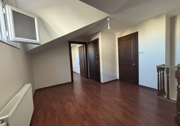PENDIK KURTKÖY' DE 4+2 DUBLEKS-ASANSÖRLÜ-KAPALI OTOPARKLI-FONKSİYONEL KULLANIMA SAHİP SATILIK DAİRE küçük görsel