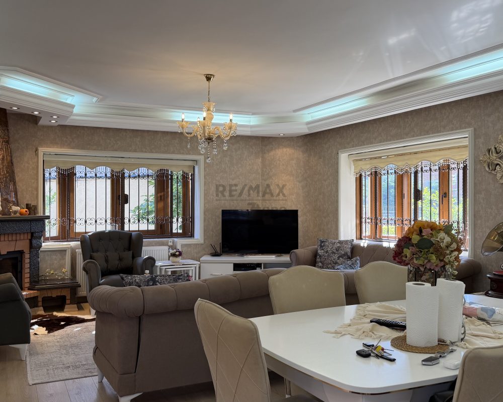 Şile de 4+1 havuzlı villa