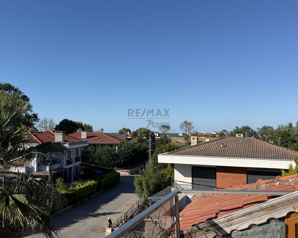 Şile de 4+1 havuzlı villa