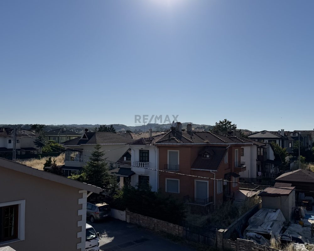 Şile de 4+1 havuzlı villa