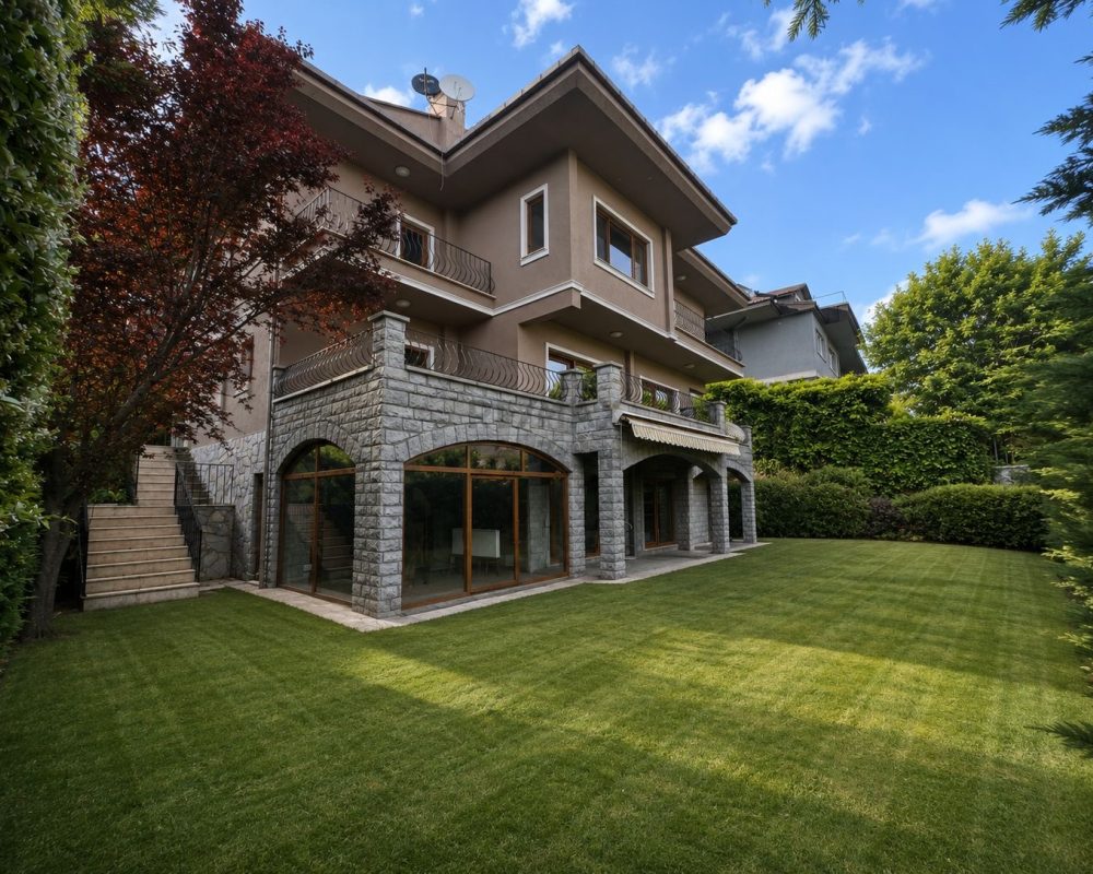 REMAX7TEPE'DEN İZOLE BAHÇELİ SATILIK C TİPİ VİLLA
