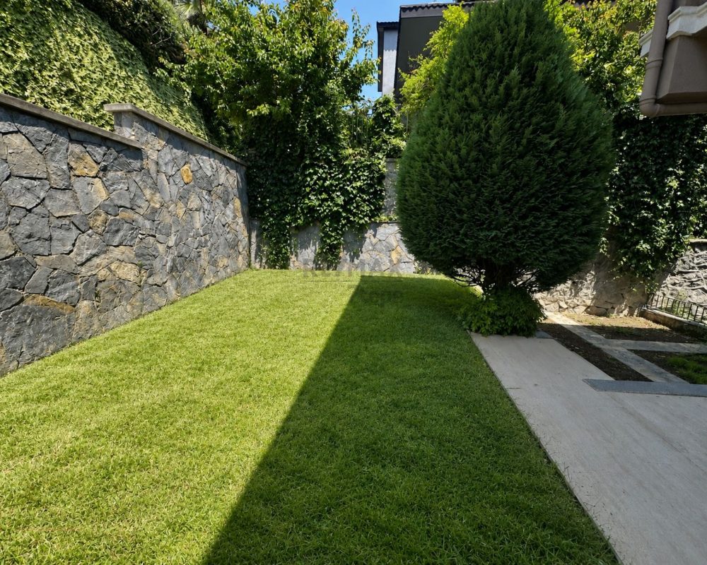 REMAX7TEPE'DEN İZOLE BAHÇELİ SATILIK C TİPİ VİLLA