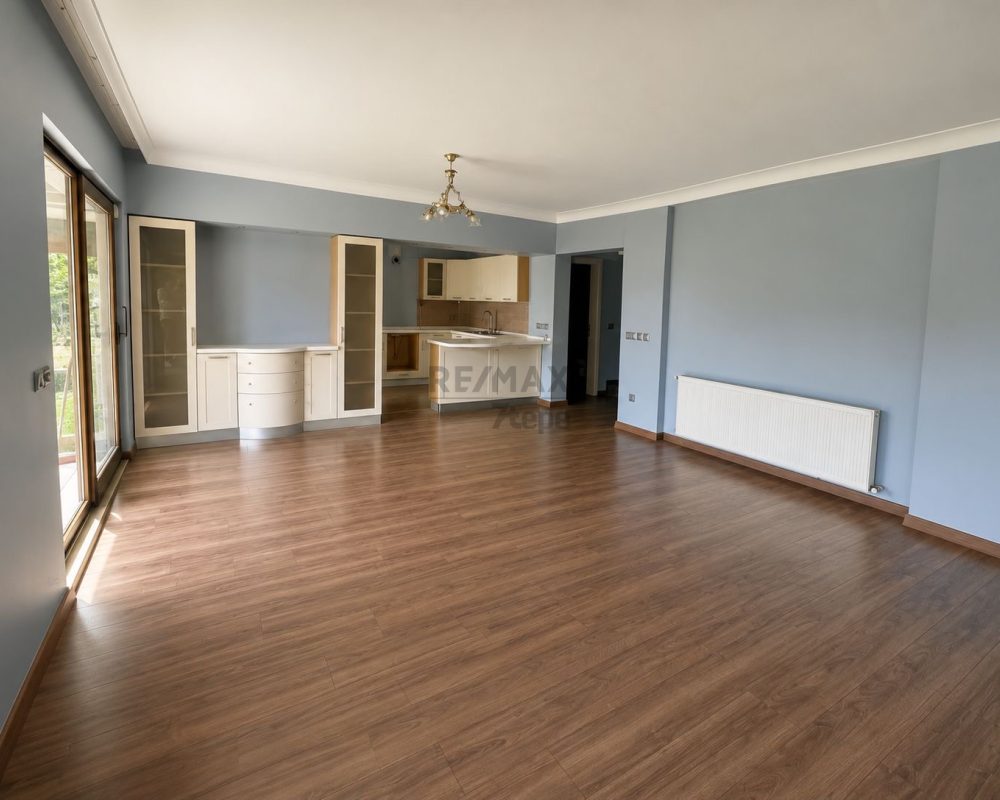 REMAX7TEPE'DEN İZOLE BAHÇELİ SATILIK C TİPİ VİLLA