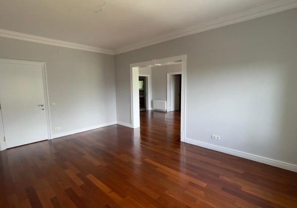 REMAX 7TEPE'DEN BEYKOZ ACARKENT’TE KİRALIK C TİPİ BÜYÜK BAHÇELİ VİLLA