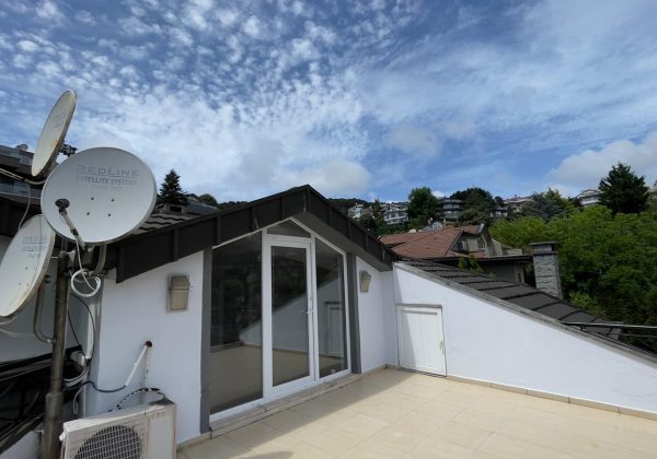REMAX 7TEPE'DEN BEYKOZ ACARKENT’TE KİRALIK C TİPİ BÜYÜK BAHÇELİ VİLLA küçük görsel