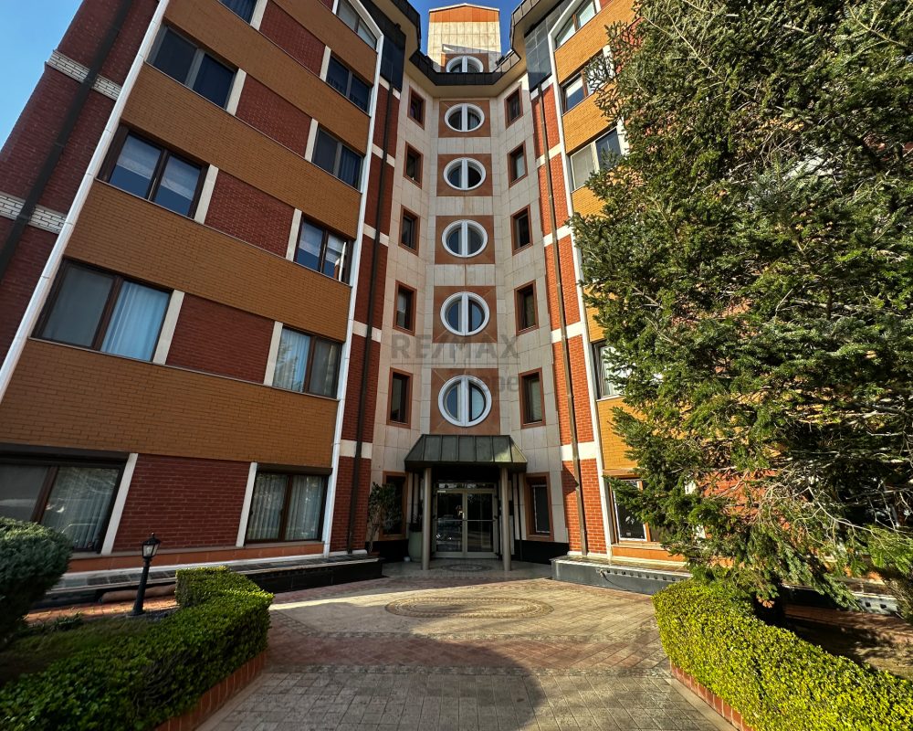 ACARKENT BOĞAZÜSTÜ EVLERİ’NDE GENİŞ VE KONFORLU KİRALIK DAİRE