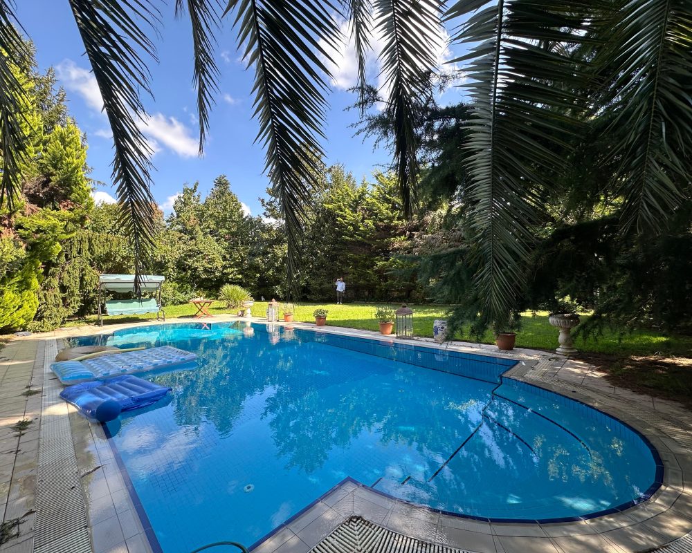 Acarkent'te Özel Sokakta A Güvenlik Kapısına Yakın B Tipi Villa