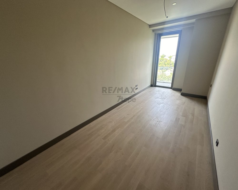 Acarkent AcarVerde Projesi'nde 24.Katta Beykoz Konaklar Manzaralı Kiralık Lüks Daire