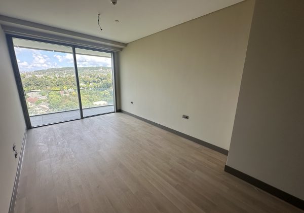 Acarkent AcarVerde Projesi'nde 24.Katta Beykoz Konaklar Manzaralı Kiralık Lüks Daire küçük görsel
