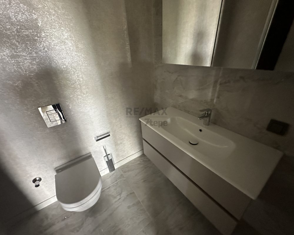 Acarkent AcarVerde Projesi'nde 24.Katta Beykoz Konaklar Manzaralı Kiralık Lüks Daire