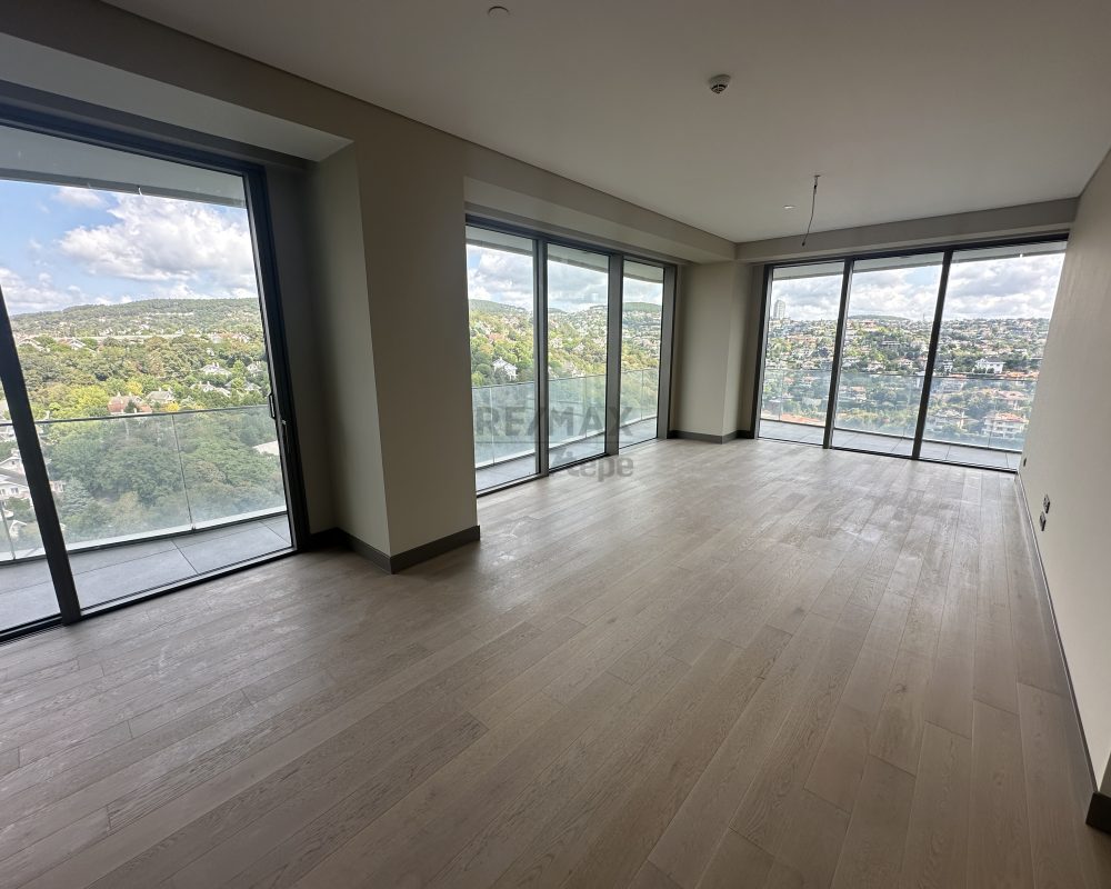 Acarkent AcarVerde Projesi'nde 24.Katta Beykoz Konaklar Manzaralı Kiralık Lüks Daire