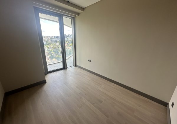Acarkent AcarVerde Projesi'nde 24.Katta Beykoz Konaklar Manzaralı Kiralık Lüks Daire küçük görsel