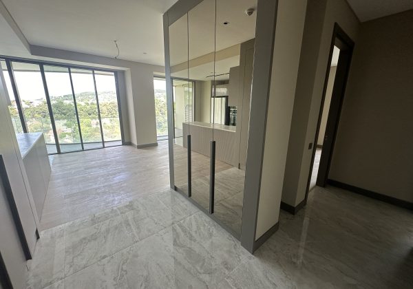 Acarkent AcarVerde Projesi'nde 24.Katta Beykoz Konaklar Manzaralı Kiralık Lüks Daire küçük görsel