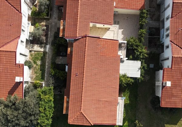 URLA KUŞÇULAR BAĞYOLU EVLERİNDE 2+1 DUBLEKS BÜYÜK BAHÇELİ VİLLA. küçük görsel