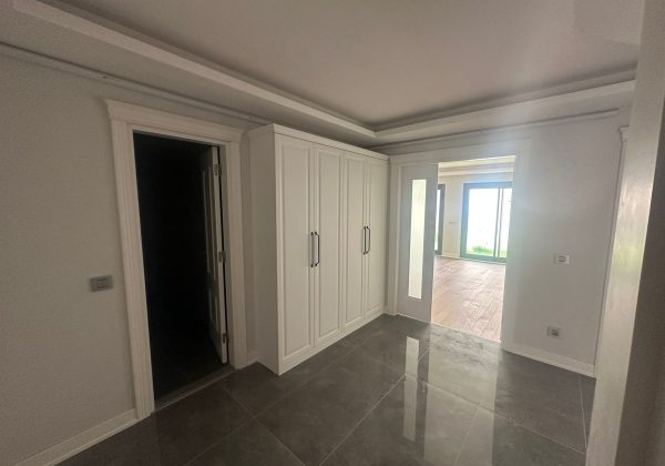 ÇETIN EMEÇ'TE SATILIK TRIPLEKS 4+1 BAHÇELİ VE TERASLI DAİRE küçük görsel