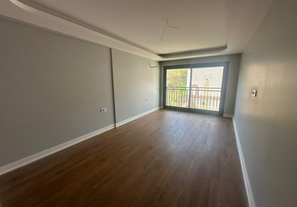 ÇETIN EMEÇ'TE SATILIK TRIPLEKS 4+1 BAHÇELİ VE TERASLI DAİRE küçük görsel