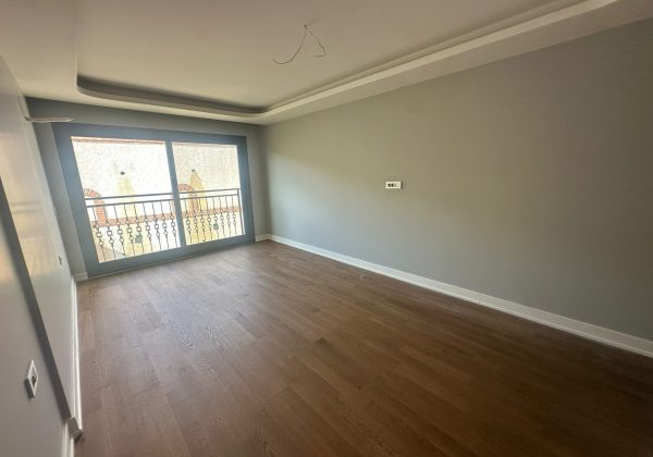 ÇETIN EMEÇ'TE SATILIK TRIPLEKS 4+1 BAHÇELİ VE TERASLI DAİRE küçük görsel