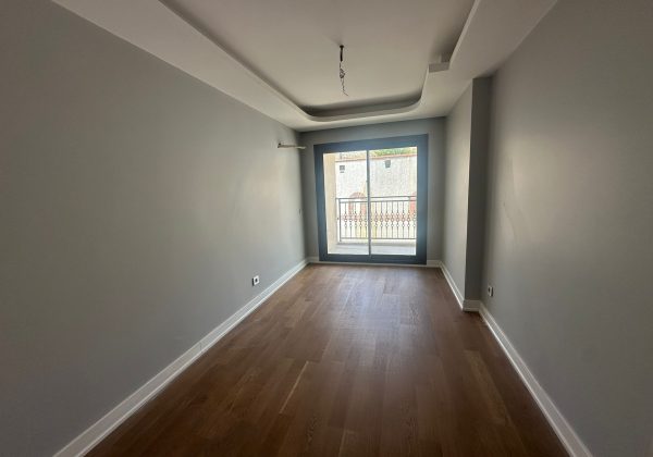 ÇETIN EMEÇ'TE SATILIK TRIPLEKS 4+1 BAHÇELİ VE TERASLI DAİRE küçük görsel