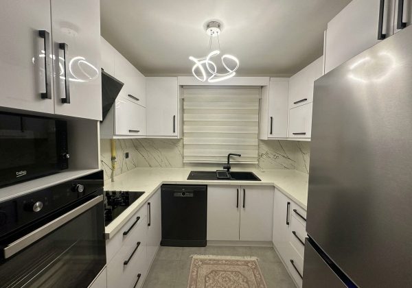 Yeşilyurt Ulu Önderde Yenilenmiş Modern 3+1 ara kat daire. küçük görsel