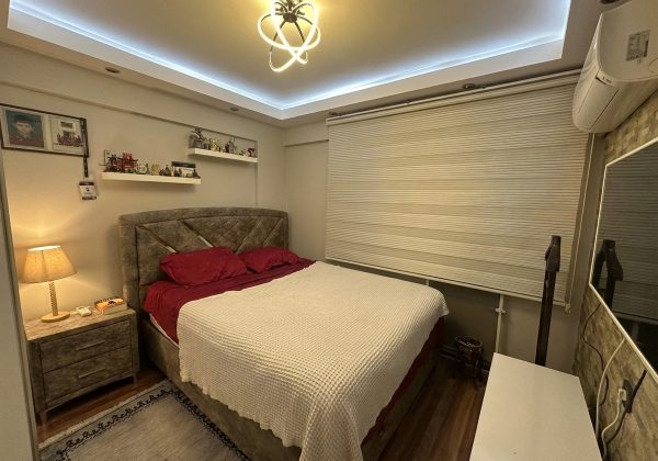 Yeşilyurt Ulu Önderde Yenilenmiş Modern 3+1 ara kat daire. küçük görsel