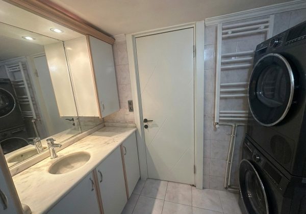 Yeşilyurt Ulu Önderde Yenilenmiş Modern 3+1 ara kat daire. küçük görsel