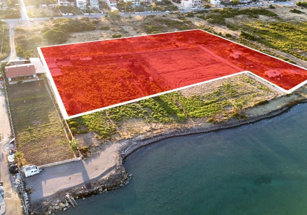 URLA GÜLBAHÇEDE DENIZE SIFIR 6.079 M² TURIZM İMARLI ARSA. küçük görsel