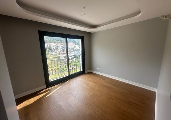 ÇETIN EMEÇ'TE SATILIK 5+2 IKIZ VILLA. küçük görsel