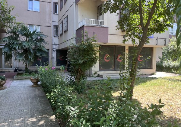 Kozyatağı Sümko sitesinde Dükkan