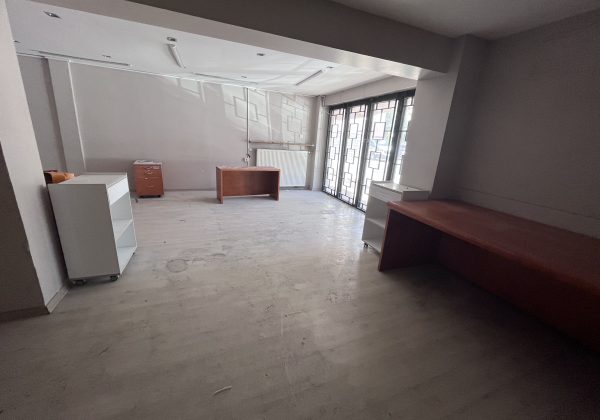 Kozyatağı Sümko sitesinde Dükkan küçük görsel