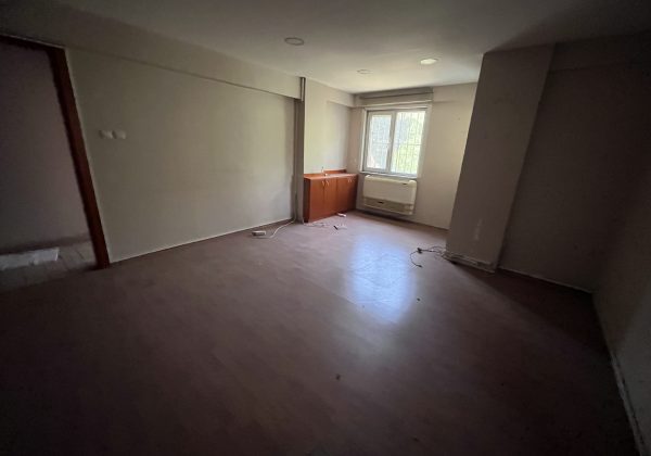 Kozyatağı Sümkoda 3+1 ofis küçük görsel