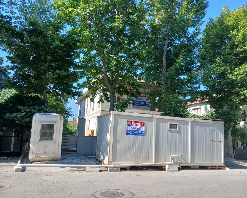 REMAX7TEPEDEN KARTAL ÇAVUŞOĞLUNDA KİRALIK İKİZ VİLLALAR