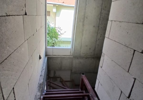 REMAX7TEPEDEN KARTAL ÇAVUŞOĞLUNDA KİRALIK İKİZ VİLLALAR küçük görsel