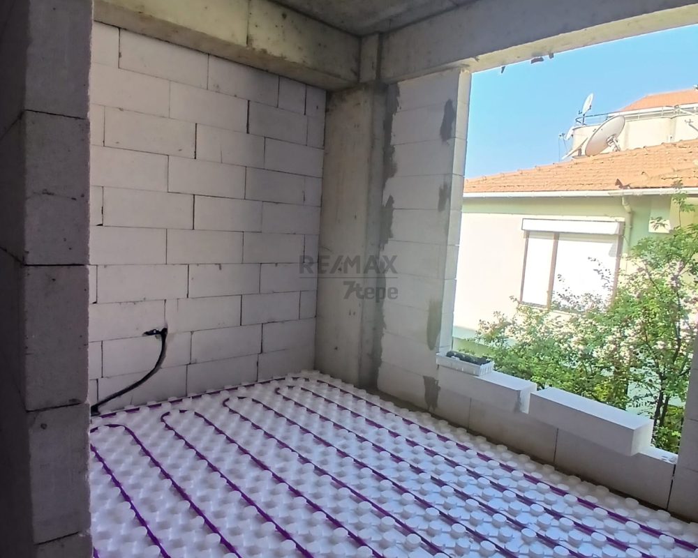 REMAX7TEPEDEN KARTAL ÇAVUŞOĞLUNDA KİRALIK İKİZ VİLLALAR