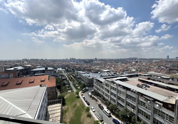 ŞLE GÜLEÇ TEK YETKİLİ BAYRAMPAŞA PASHADOR SATILIK EŞYALI 2+1 DAİRE küçük görsel