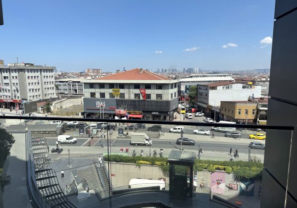 ŞULE GÜLEÇ TEK YETKİLİ BAYRAMPAŞA PASHADOR KİRALIK 1+1 DAİRE küçük görsel