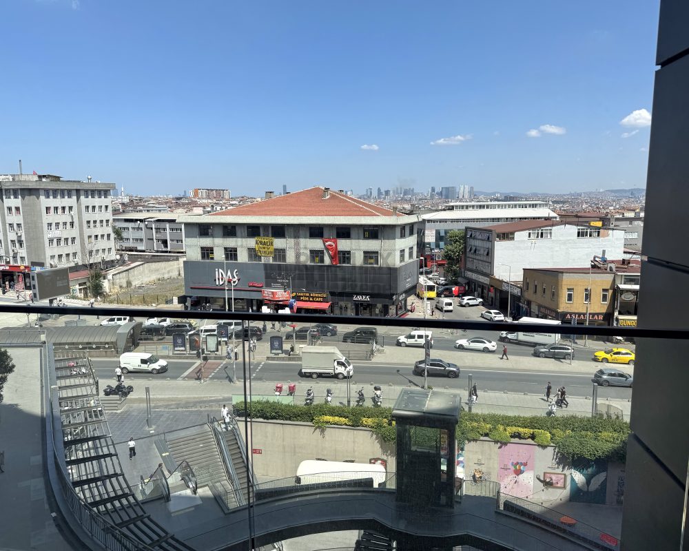 ŞULE GÜLEÇ TEK YETKİLİ BAYRAMPAŞA PASHADOR KİRALIK 1+1 DAİRE
