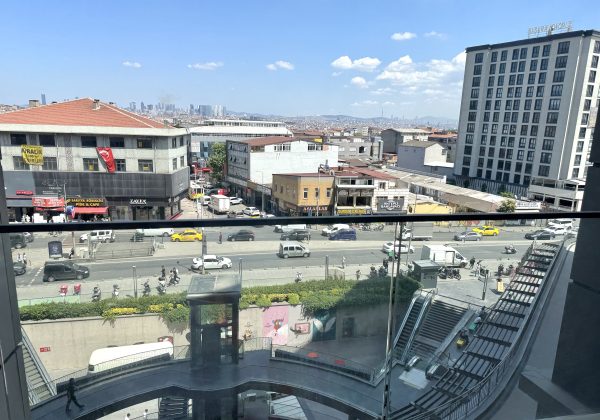 ŞULE GÜLEÇ TEK YETKİLİ BAYRAMPAŞA PASHADOR KİRALIK 1+1 DAİRE küçük görsel