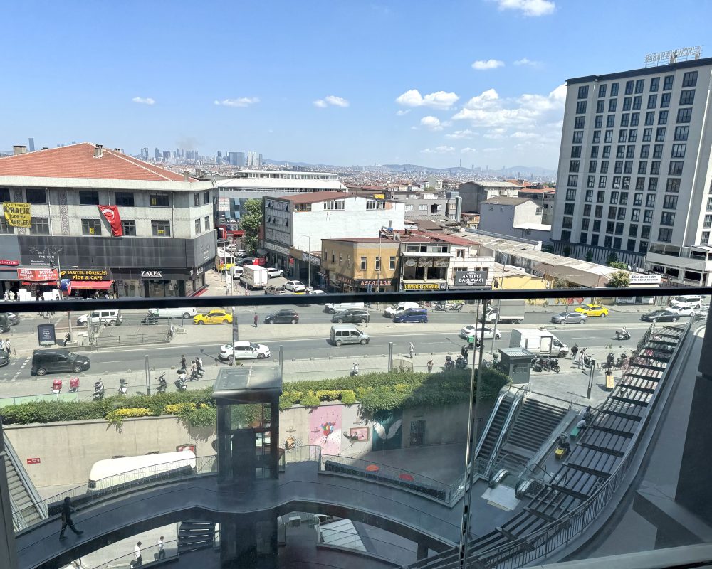 ŞULE GÜLEÇ TEK YETKİLİ BAYRAMPAŞA PASHADOR KİRALIK 1+1 DAİRE