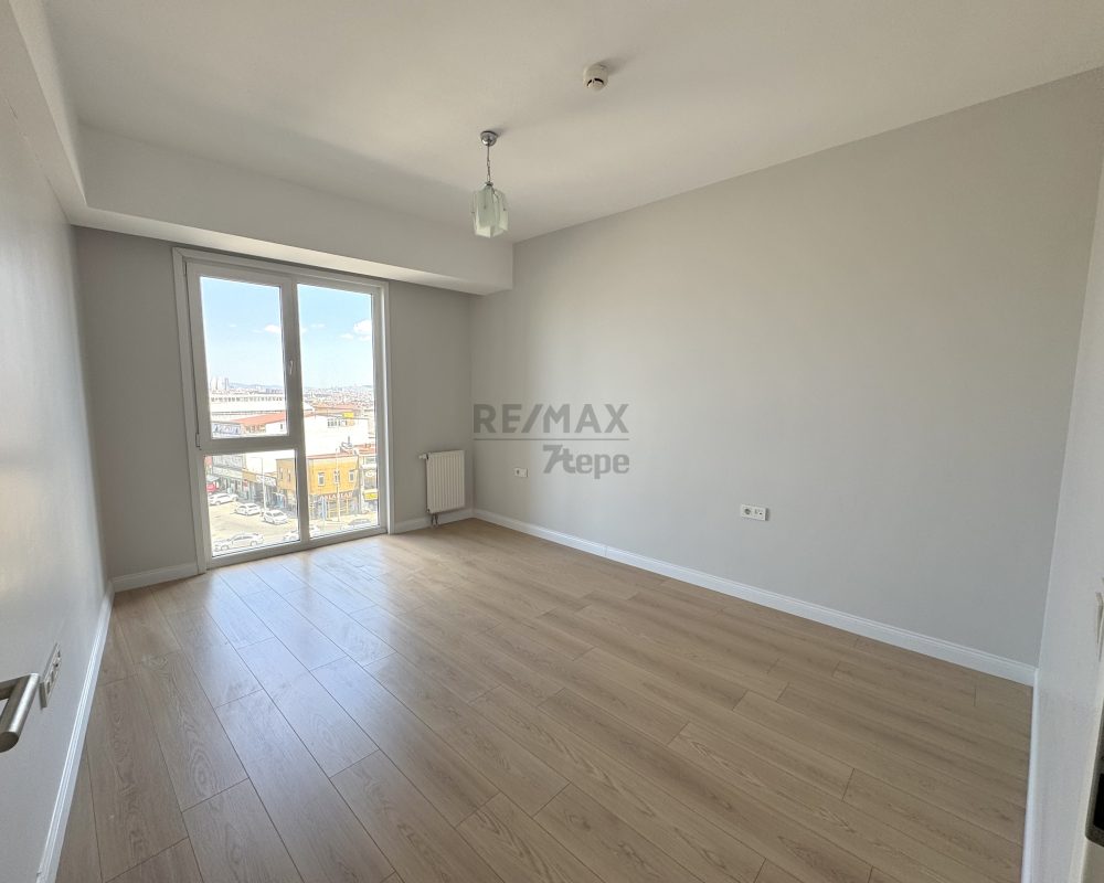 ŞULE GÜLEÇ TEK YETKİLİ BAYRAMPAŞA PASHADOR KİRALIK 1+1 DAİRE