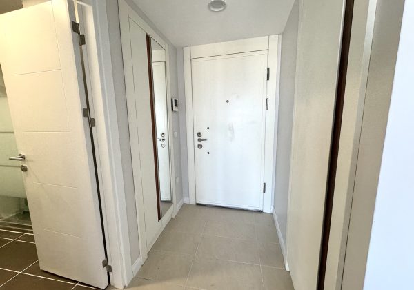 ŞULE GÜLEÇ TEK YETKİLİ BAYRAMPAŞA PASHADOR KİRALIK 1+1 DAİRE küçük görsel